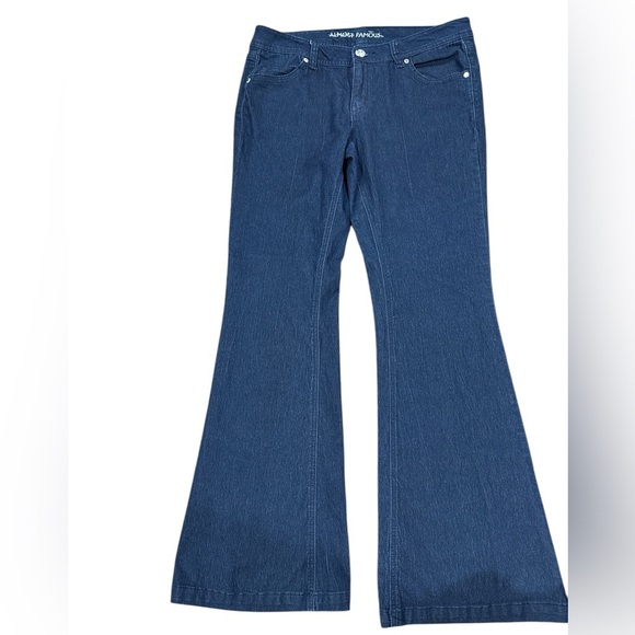 Almost Famous Flare Jeans - Picture 2 of 12